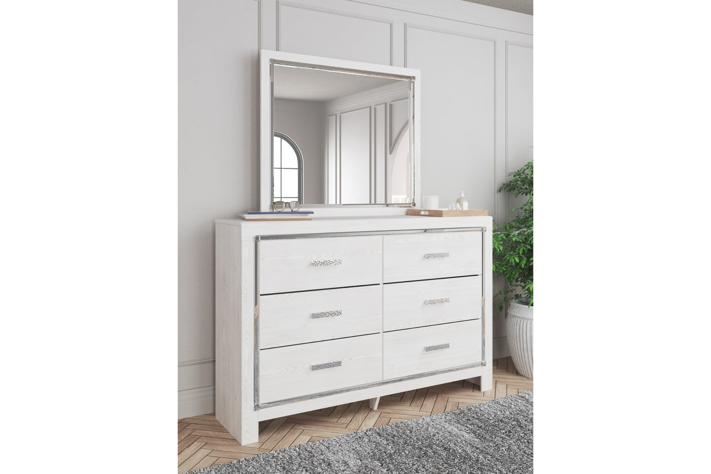 Altyra White Panel Bedroom Set