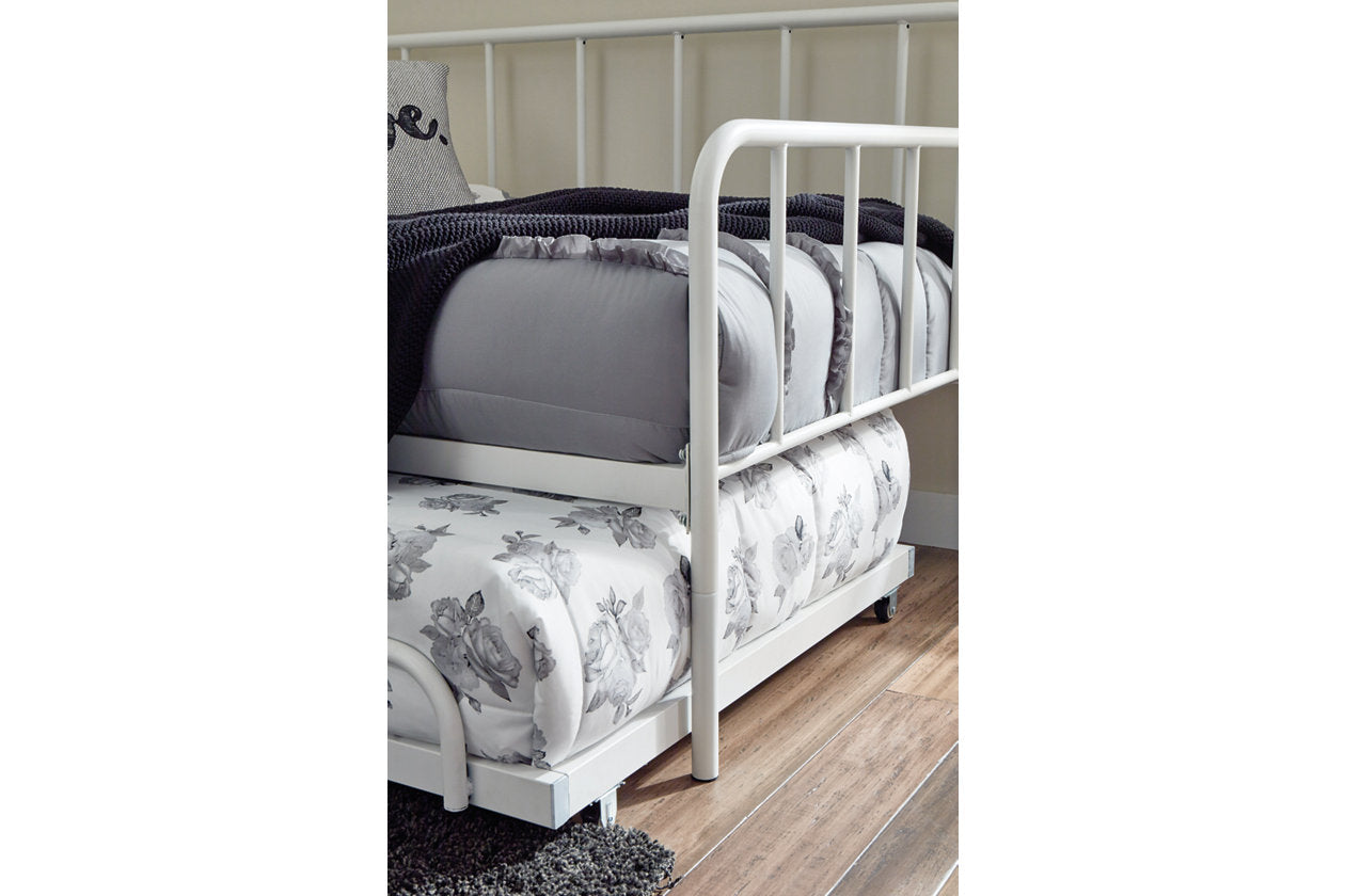 Trentlore White Twin Metal Day Bed with Trundle