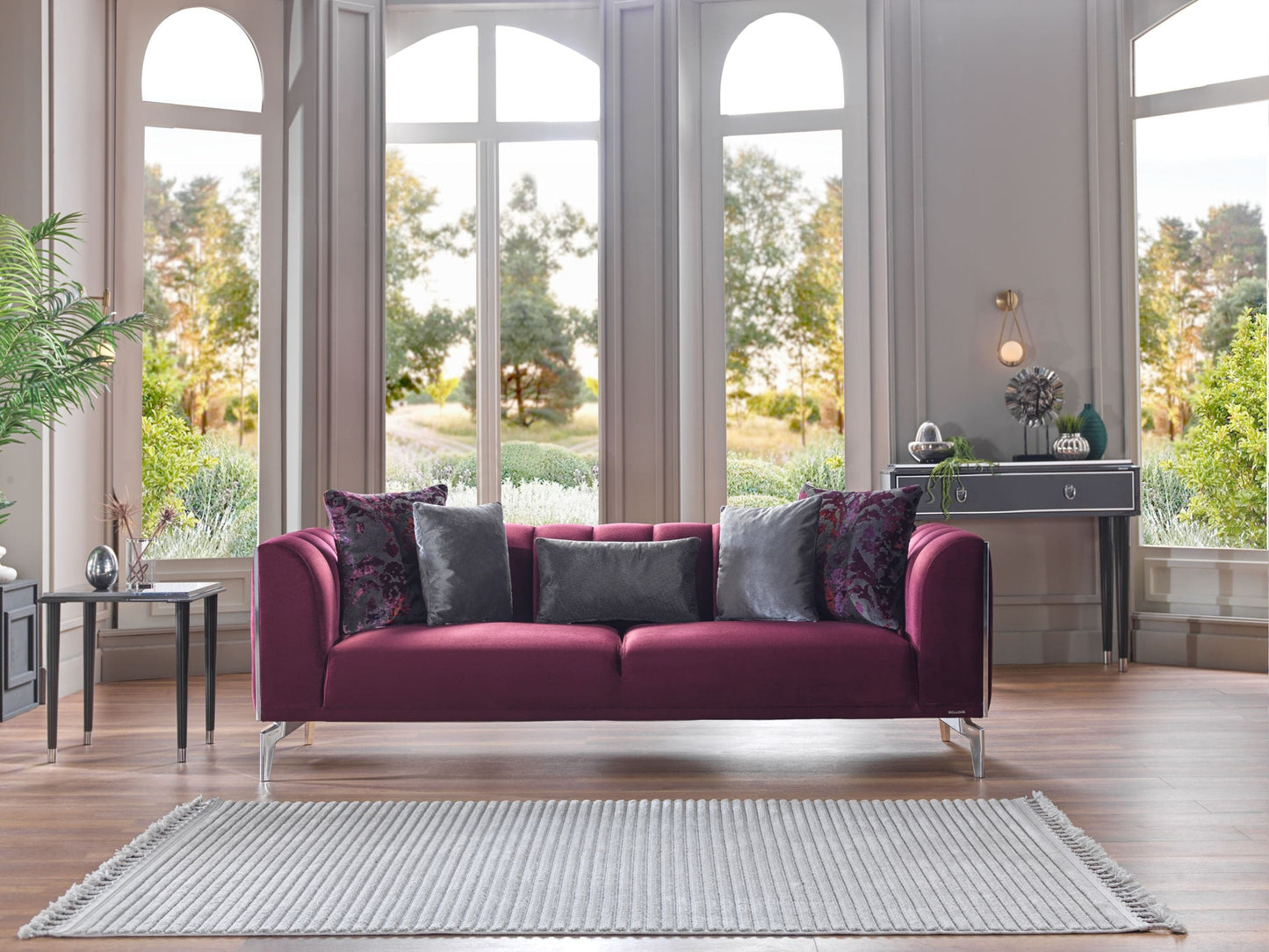 Gravita Sofa