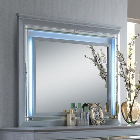 Crown Mark Furniture Lillian Mirror in Silver image