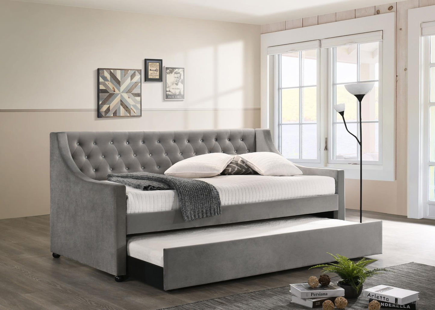 Chatsboro Gray Twin Upholstered Daybed with Trundle