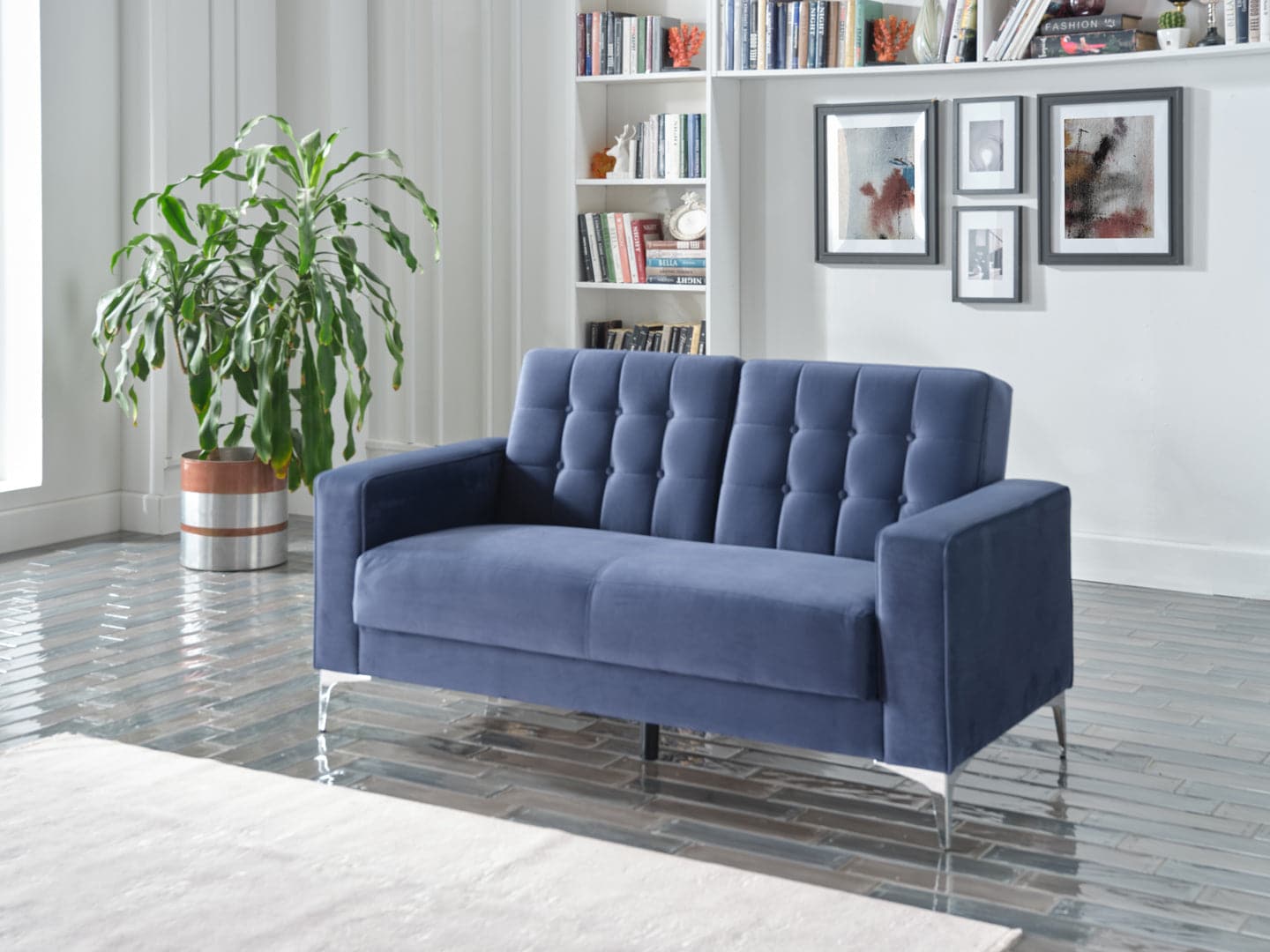 Hemera Sofa