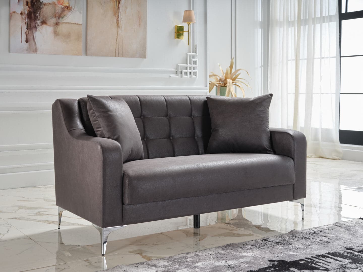 Livia Sofa